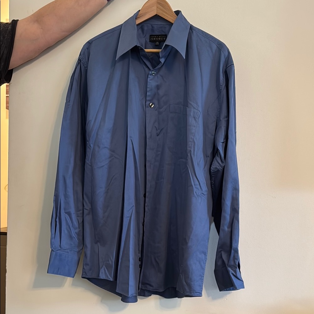 Perry Ellis Men's Blue Shirt